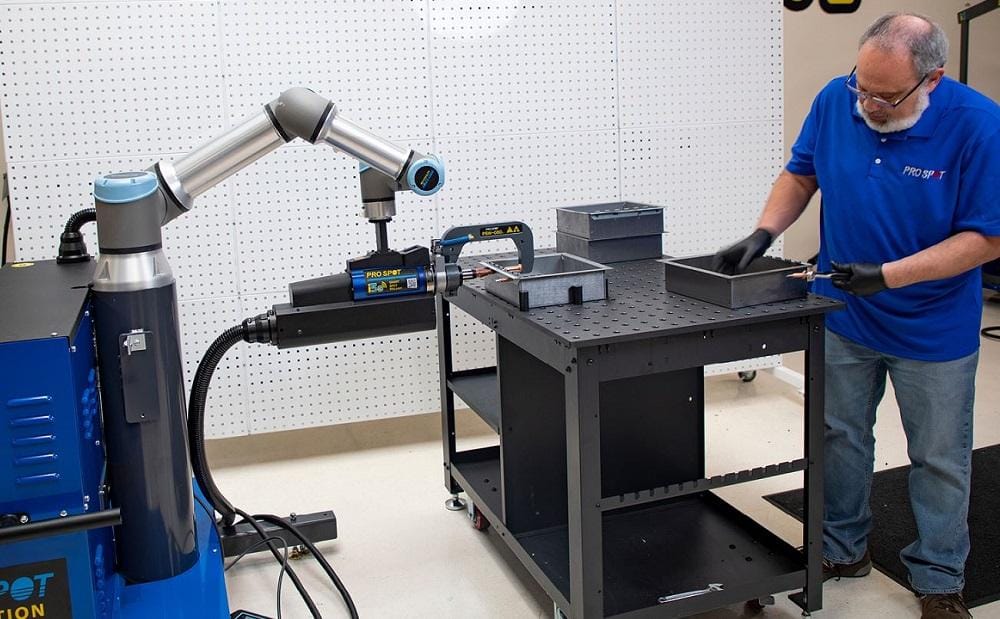 Cobots and Spot Welding: A Smarter Future for Fabrication