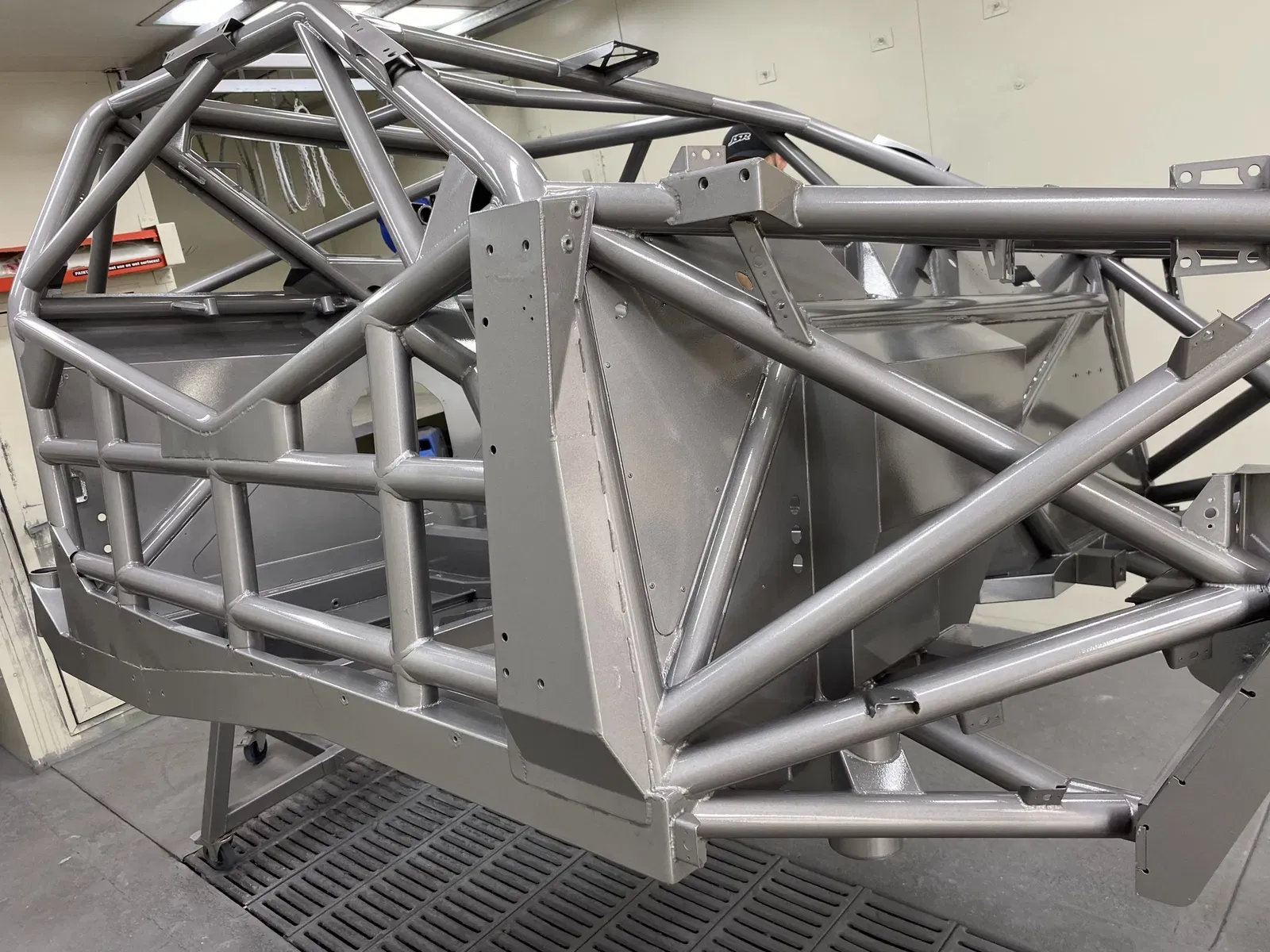 Supercars Chassis Welding: TIG vs. MIG in Gen3 Regulations